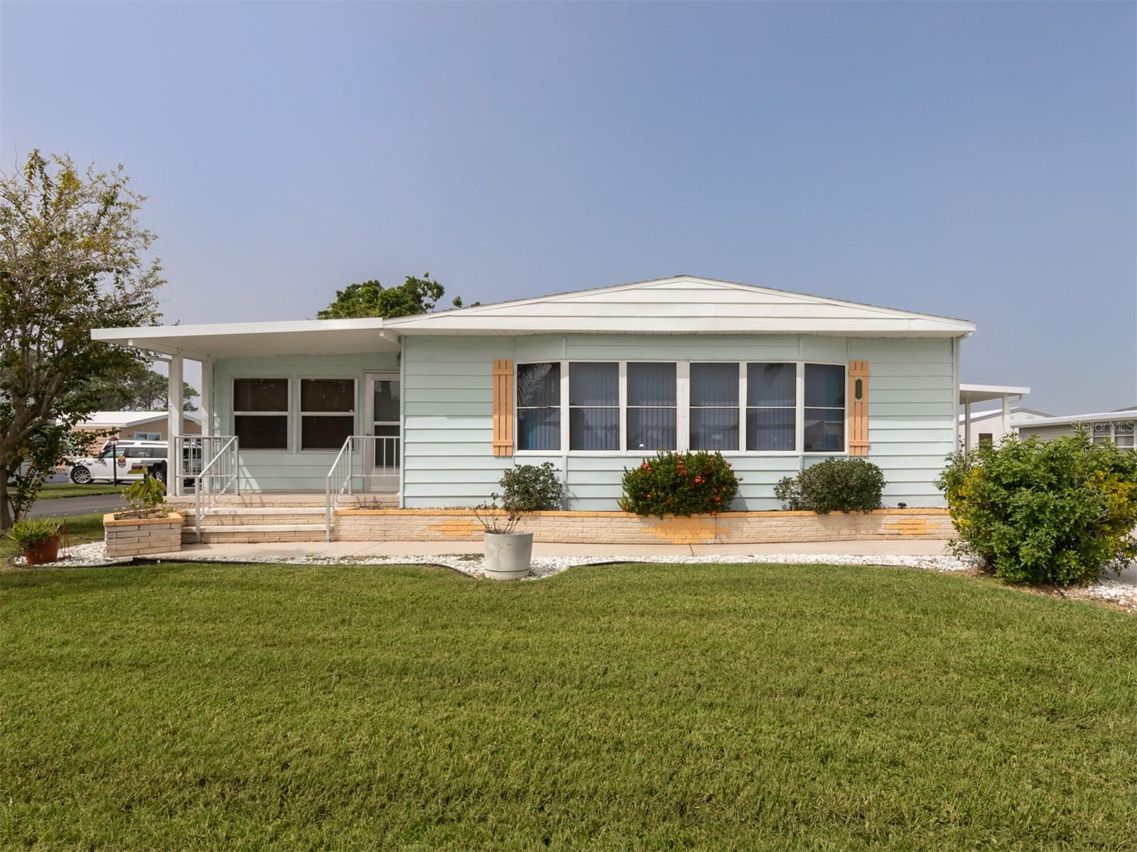 628 LA JOLLA CIR, NORTH PORT, FL — photo 2