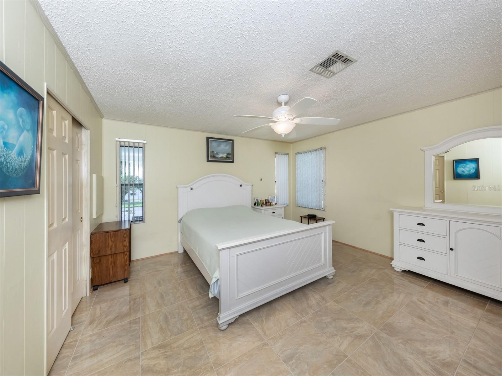 628 LA JOLLA CIR, NORTH PORT, FL — photo 11