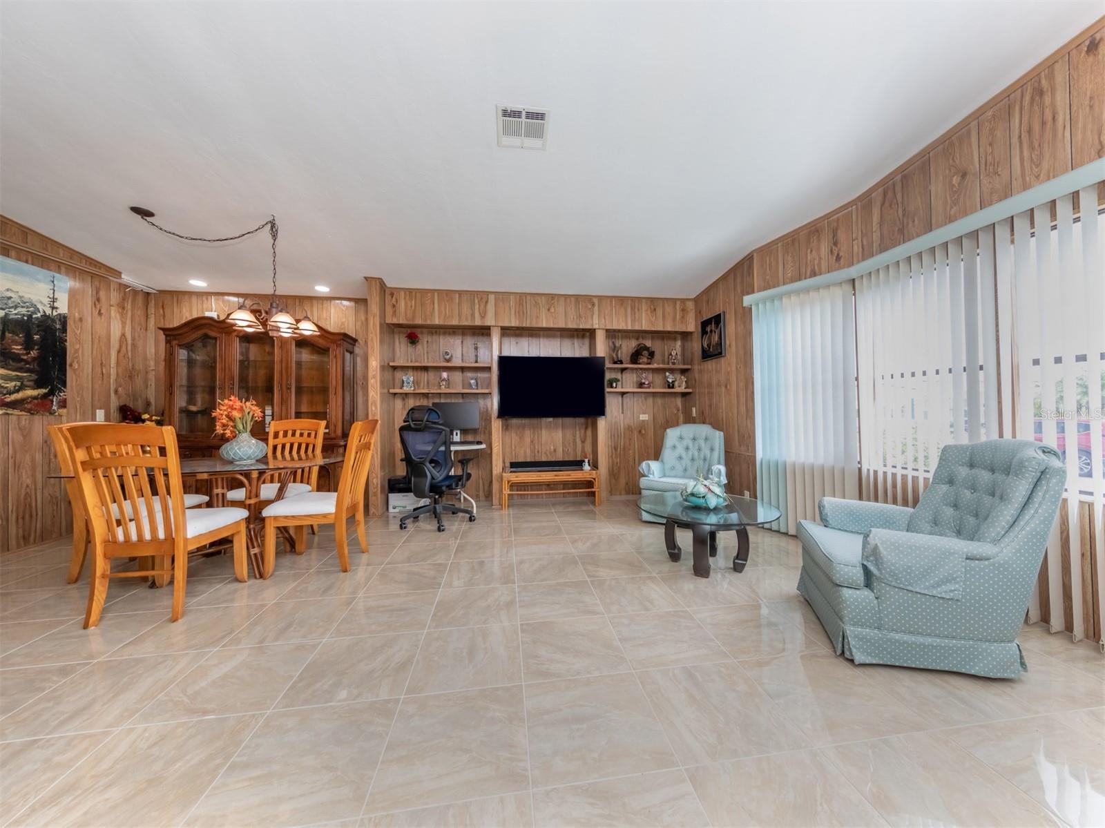 628 LA JOLLA CIR, NORTH PORT, FL — photo 21