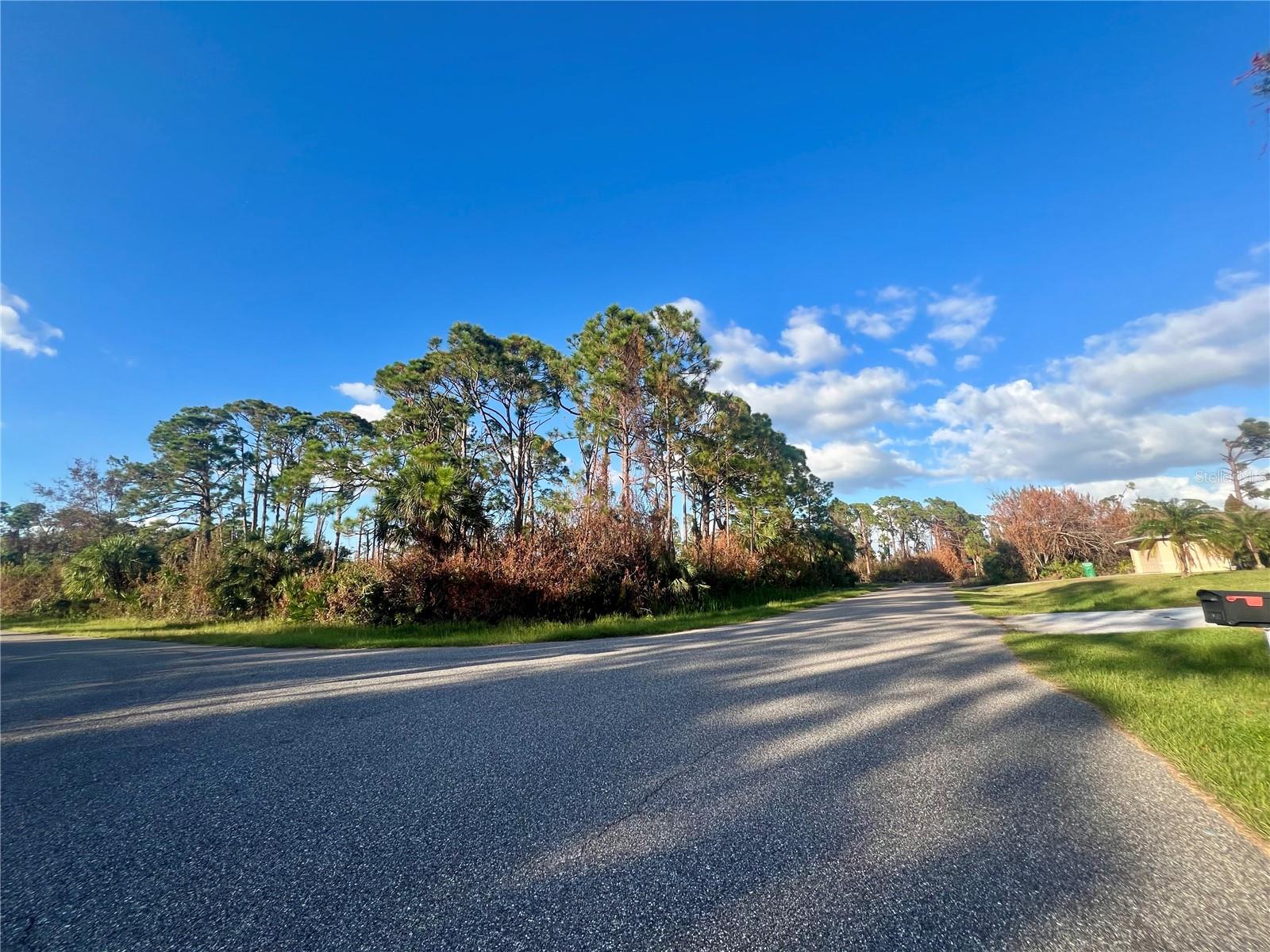 5186 VENUS TER, PORT CHARLOTTE, FL — photo 5