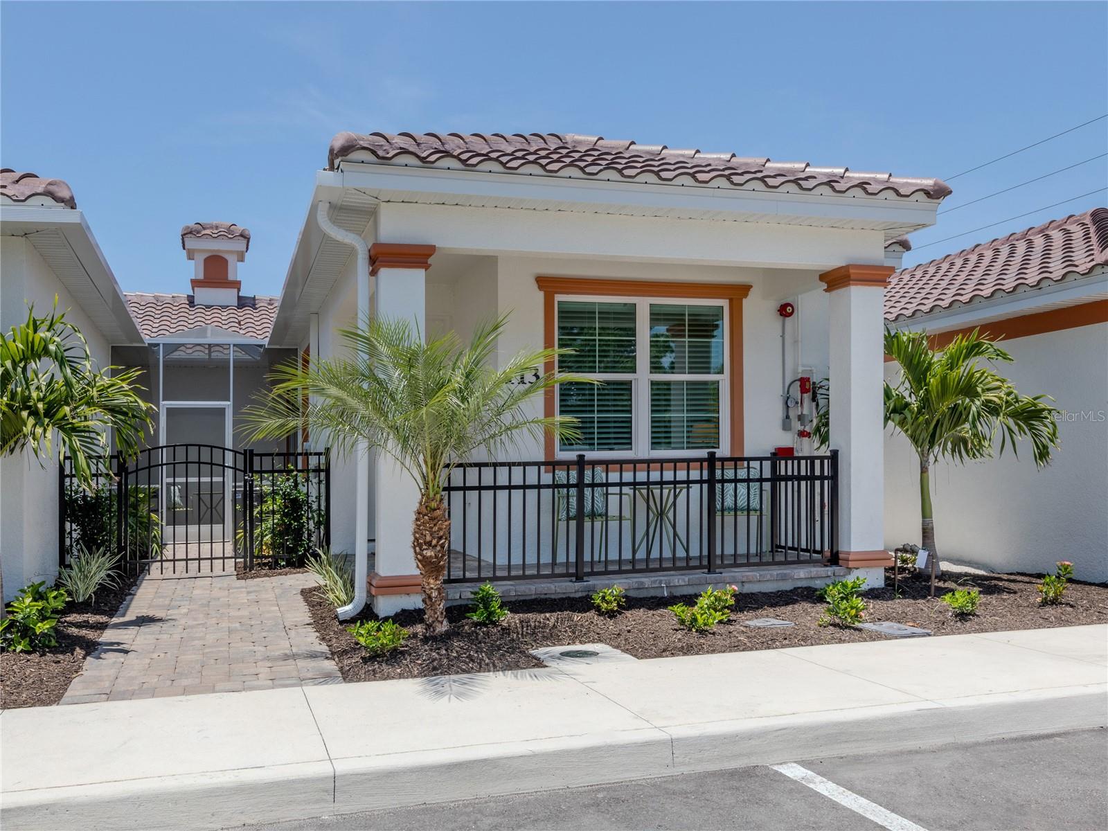 124 CLIFTON WAY, VENICE, FL