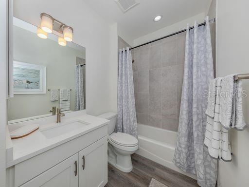 124 CLIFTON WAY, VENICE, FL — photo 16