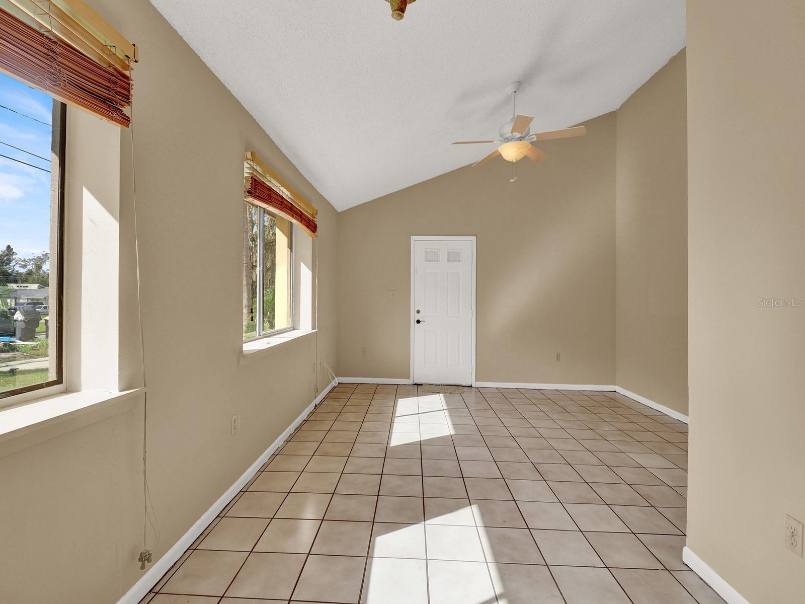1057 OLD SOUTH DR, LAKELAND, FL — photo 16
