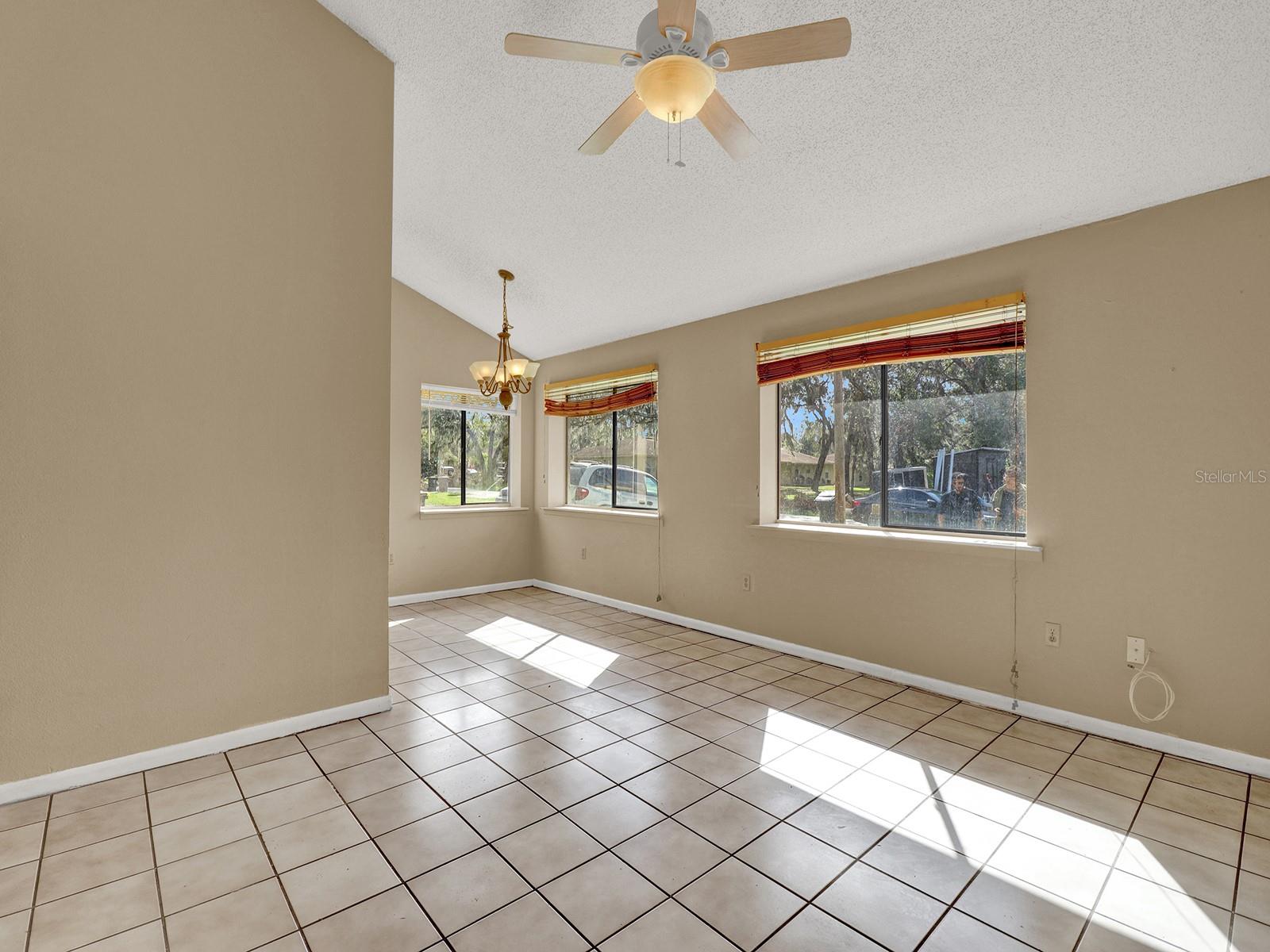 1057 OLD SOUTH DR, LAKELAND, FL — photo 18