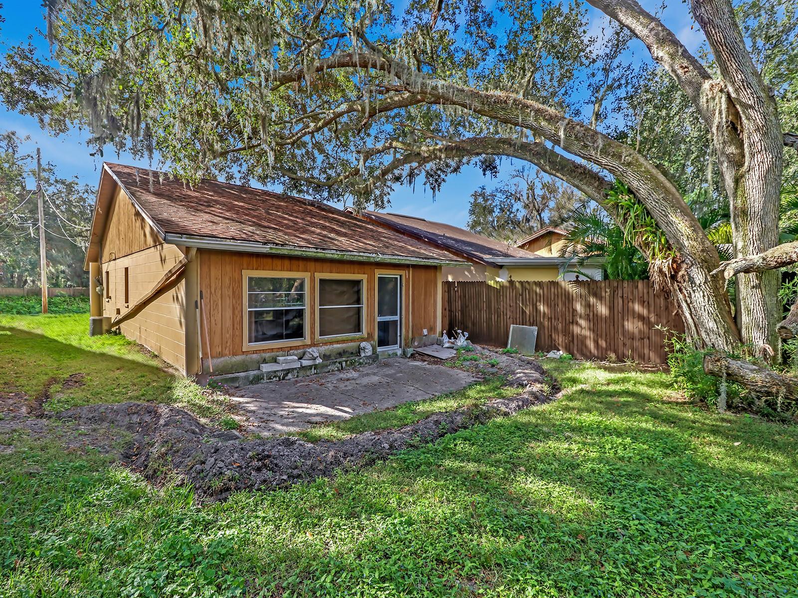 1057 OLD SOUTH DR, LAKELAND, FL — photo 43