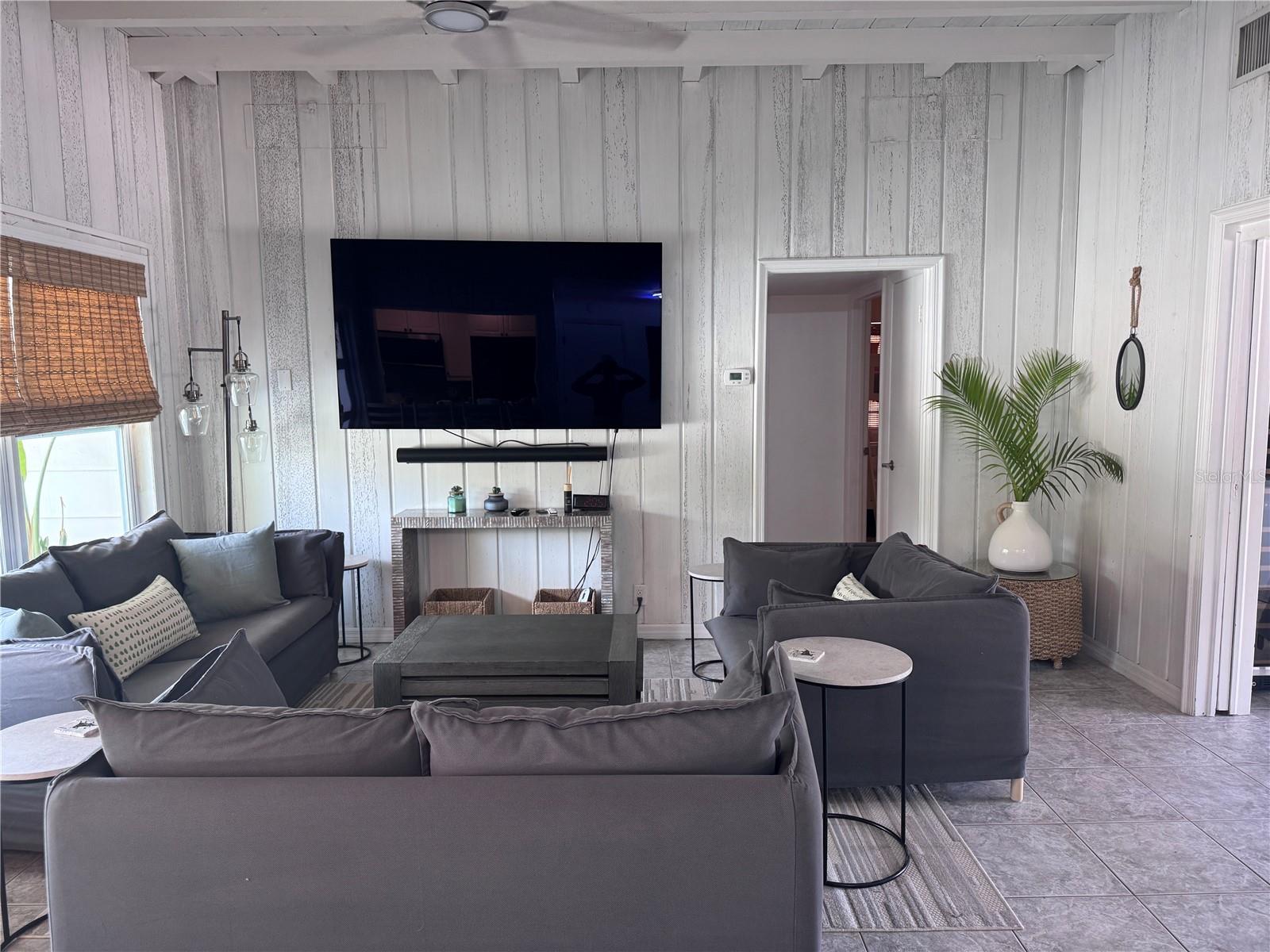 6304 BEECHWOOD AVE, SARASOTA, FL — photo 4