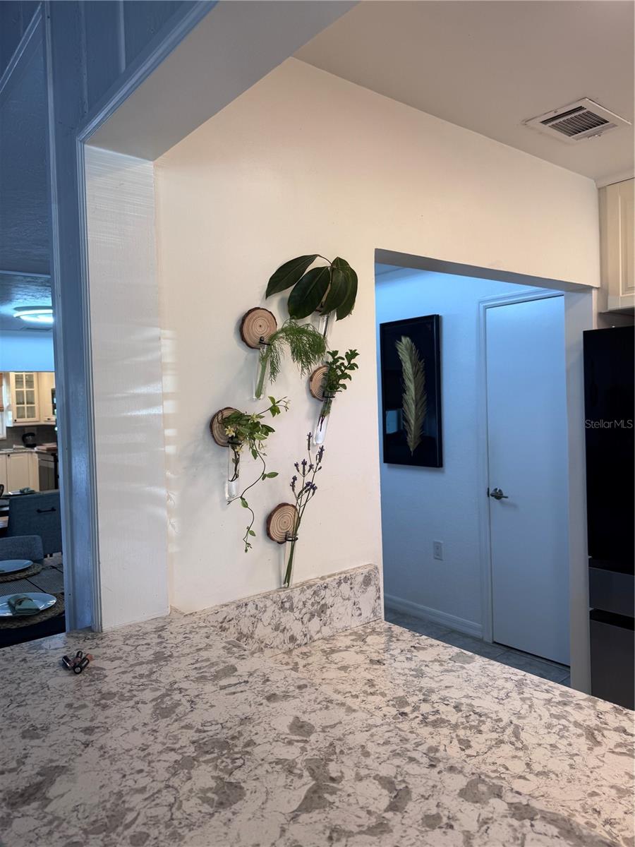 6304 BEECHWOOD AVE, SARASOTA, FL — photo 12