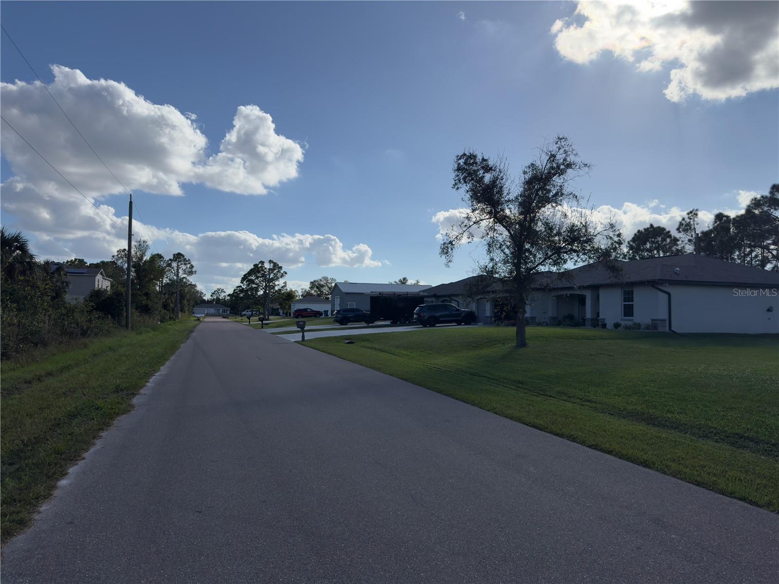 338 HYACINTH ST, PORT CHARLOTTE, FL — photo 3