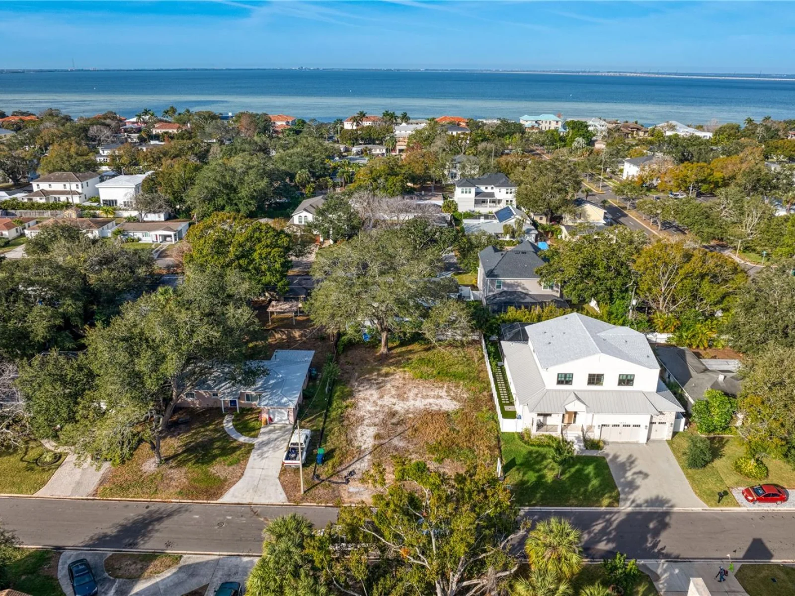 3605 S OMAR AVE, TAMPA, FL — photo 2