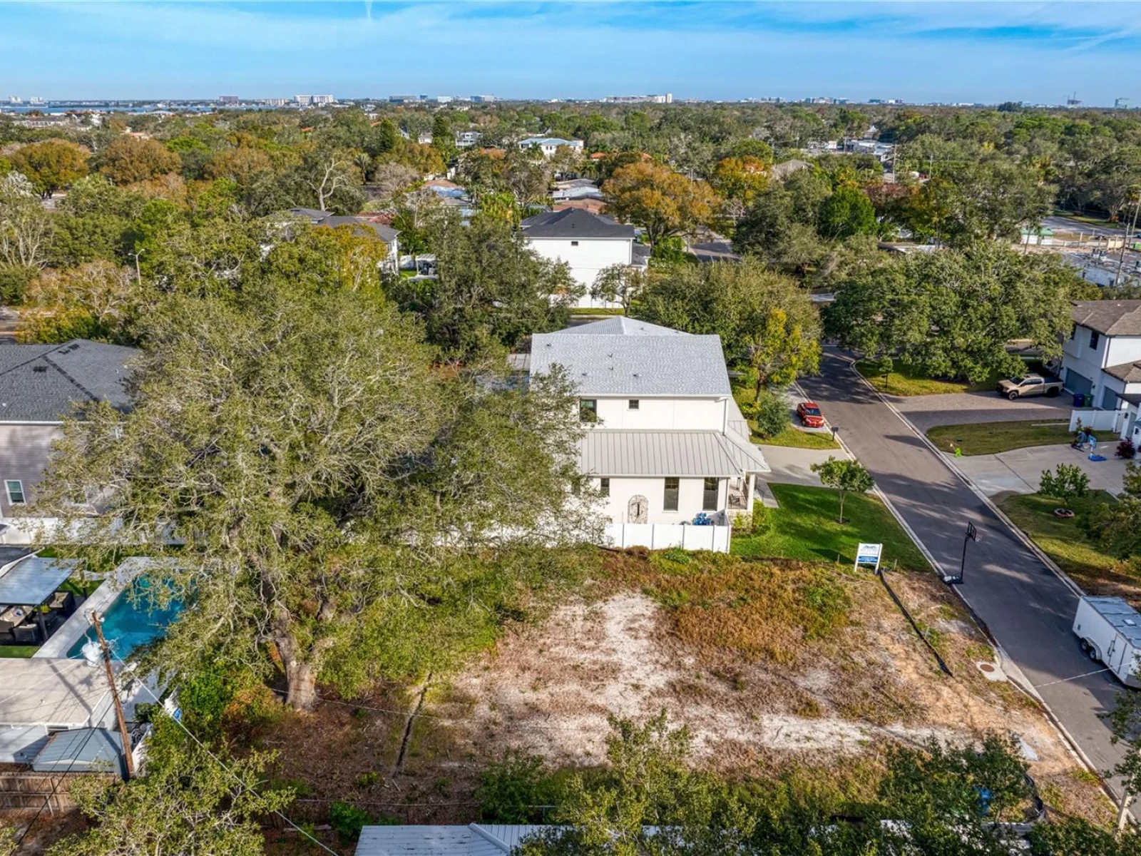 3605 S OMAR AVE, TAMPA, FL — photo 9