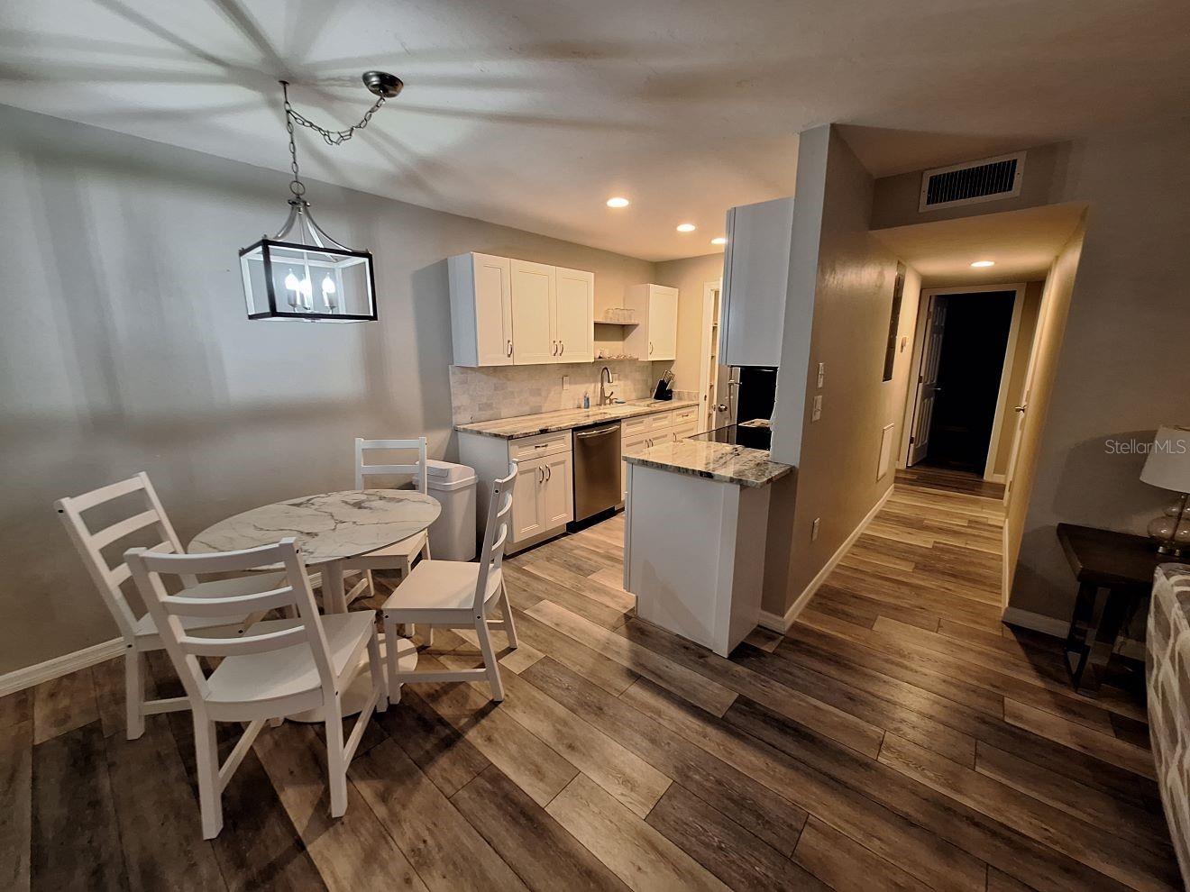 3255 BENEVA RD #102, SARASOTA, FL — photo 16