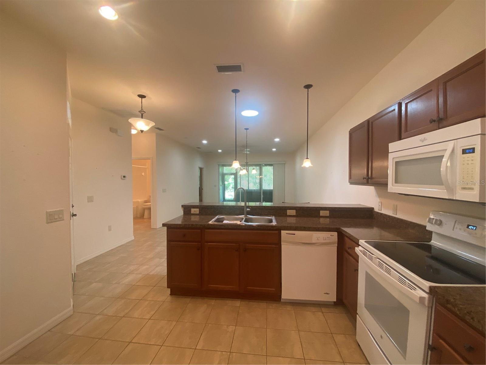1561 VIENNA SQUARE DR, WINTER HAVEN, FL — photo 8
