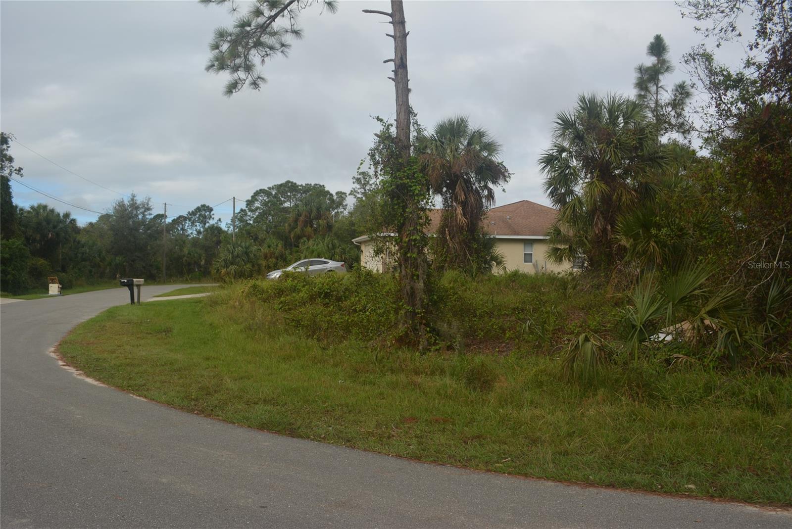 MADDOCK CIR, NORTH PORT, FL — photo 6