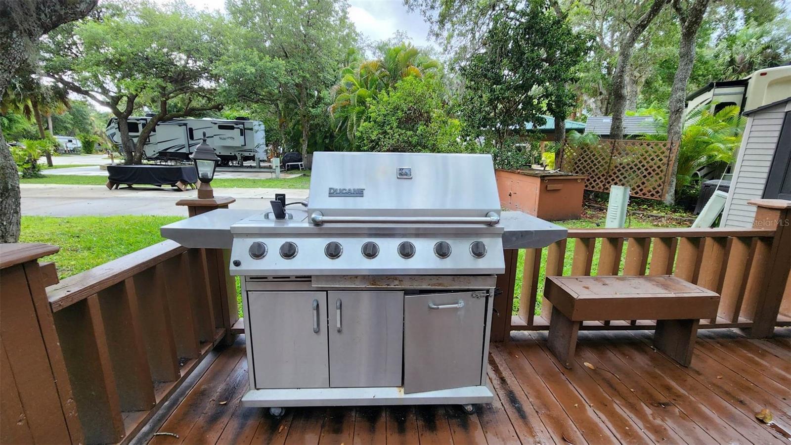 251 SADDLE LN, LAKE WALES, FL — photo 13