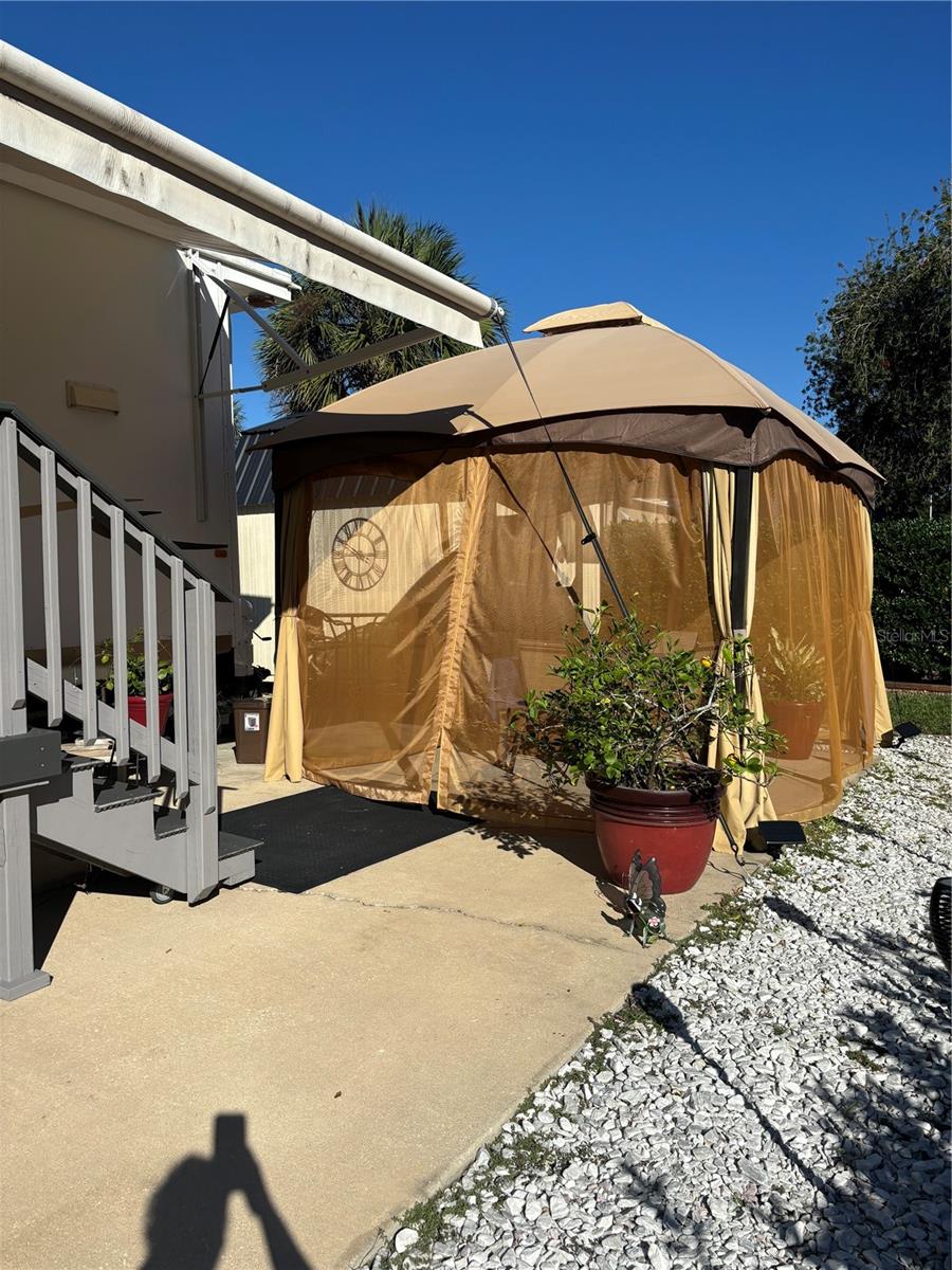 3097 NE 102ND AVENUE RD, SILVER SPRINGS, FL — photo 4
