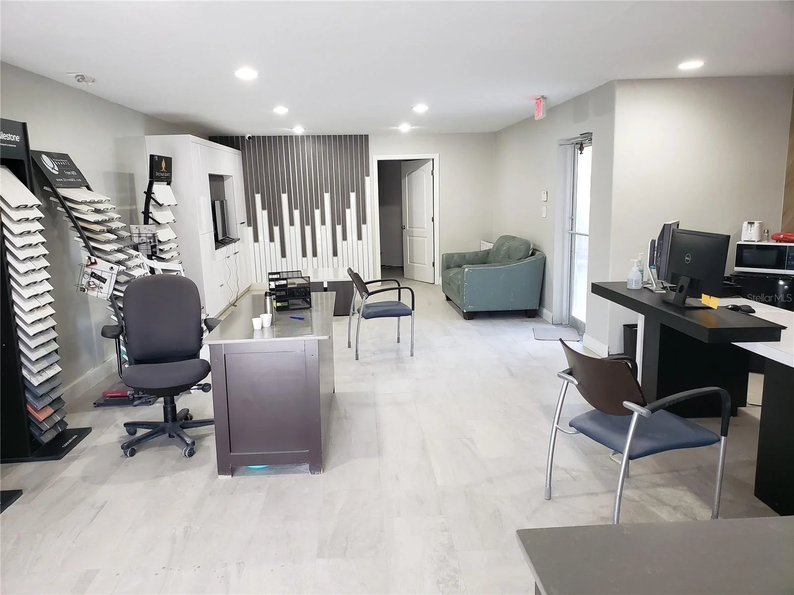 5010 N GRADY AVE, TAMPA, FL — photo 2