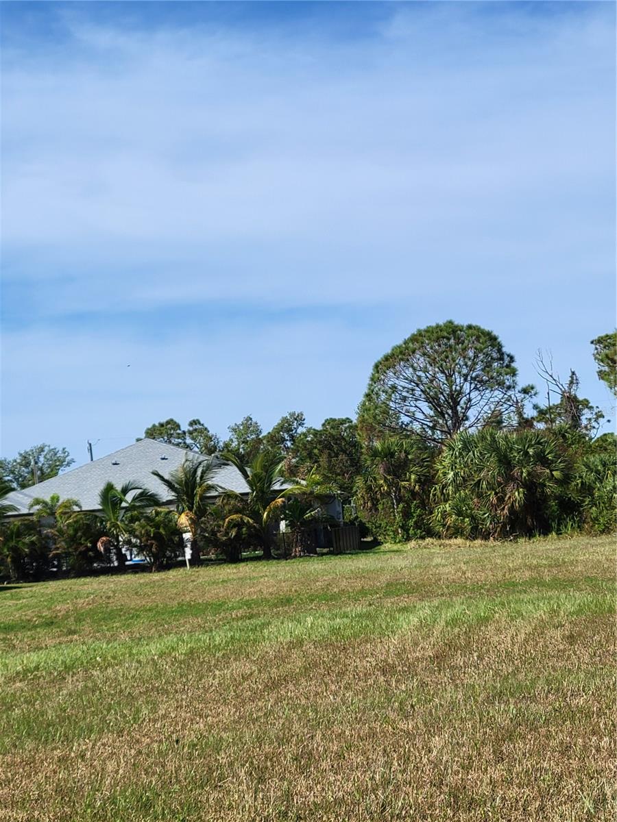 9 HYDE CT, ROTONDA WEST, FL — photo 12