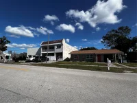 2048 BEE RIDGE RD — photo 1