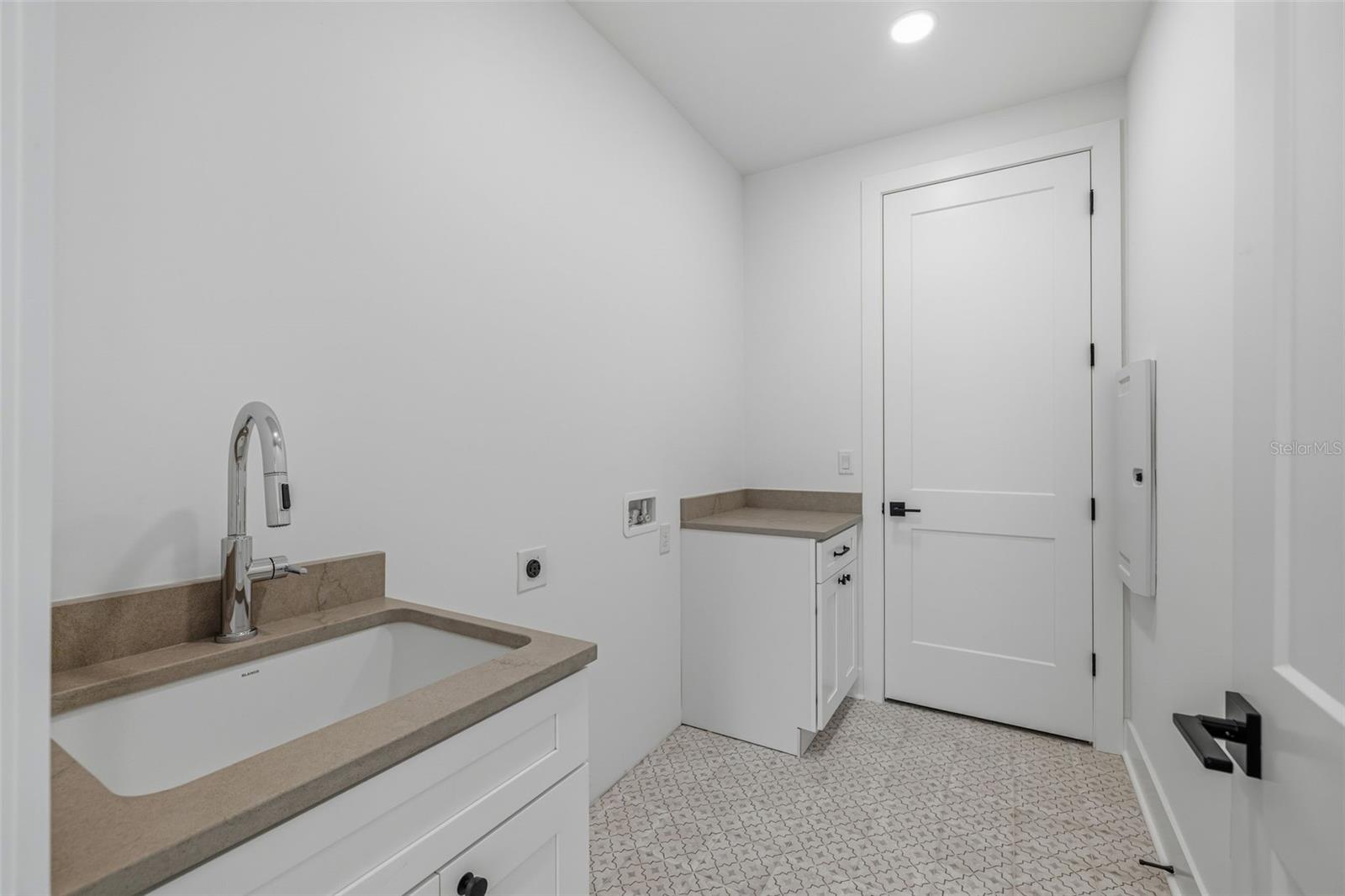 3012 S ESPERANZA AVE, TAMPA, FL — photo 23