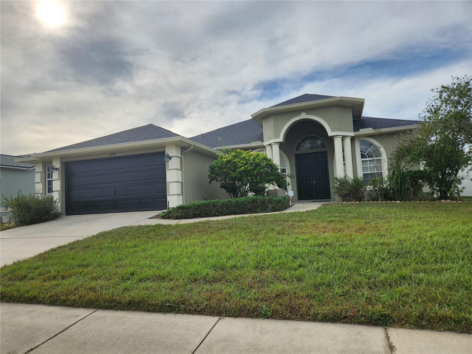 , LUTZ, FL