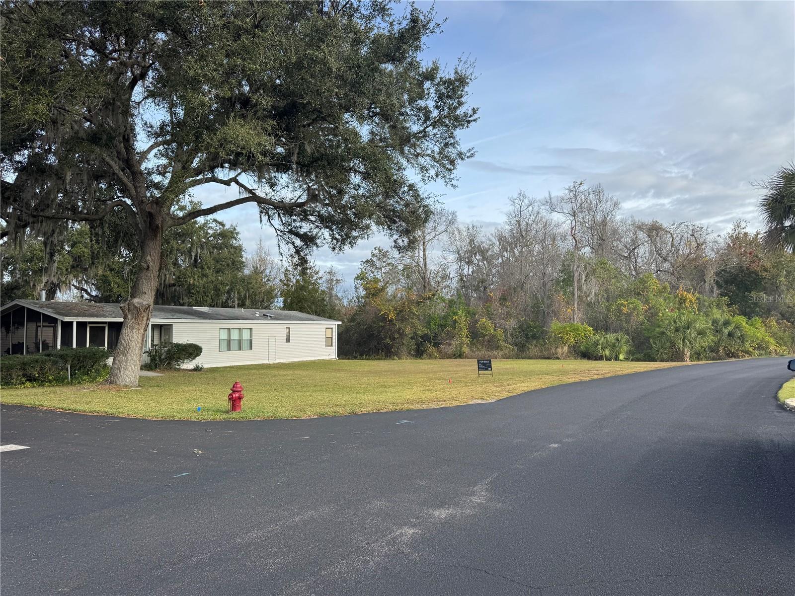 37815 MAYWOOD BAY DR #32, LEESBURG, FL — photo 3