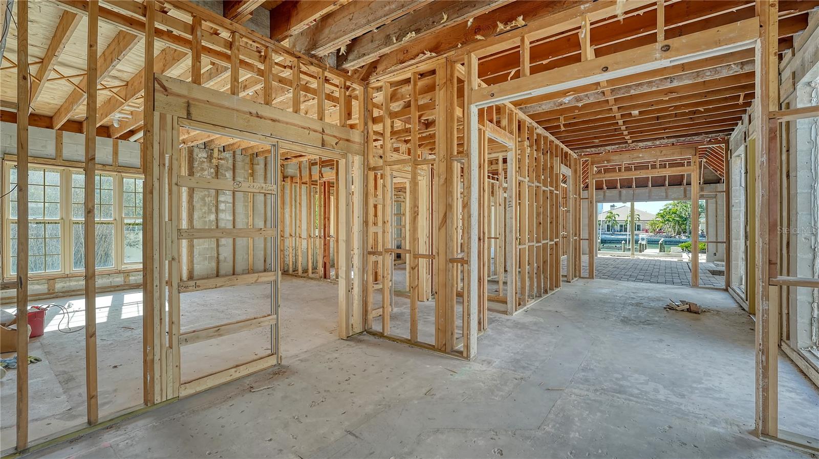 515 S WASHINGTON DR, SARASOTA, FL — photo 16