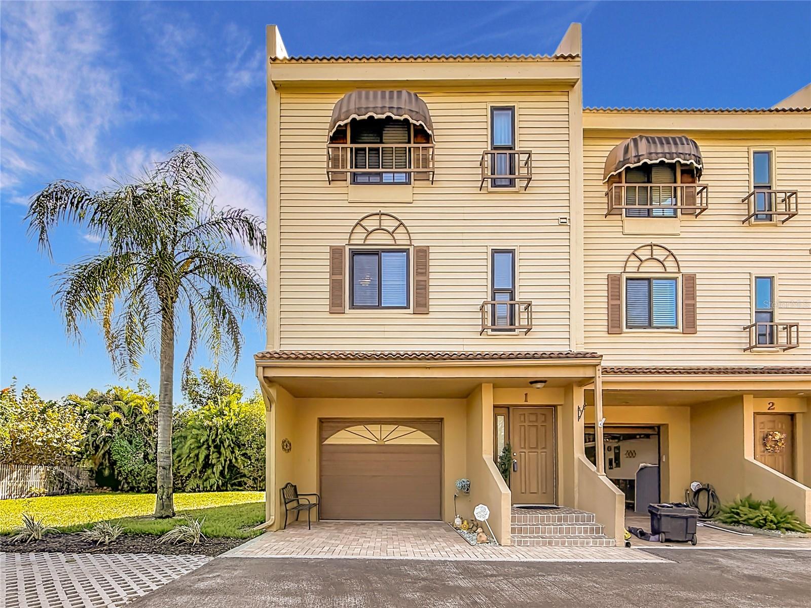 1710 LIGHTHOUSE TER S #1, SOUTH PASADENA, FL