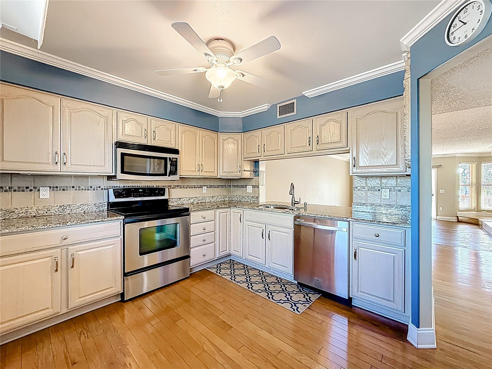 1710 LIGHTHOUSE TER S #1, SOUTH PASADENA, FL — photo 11