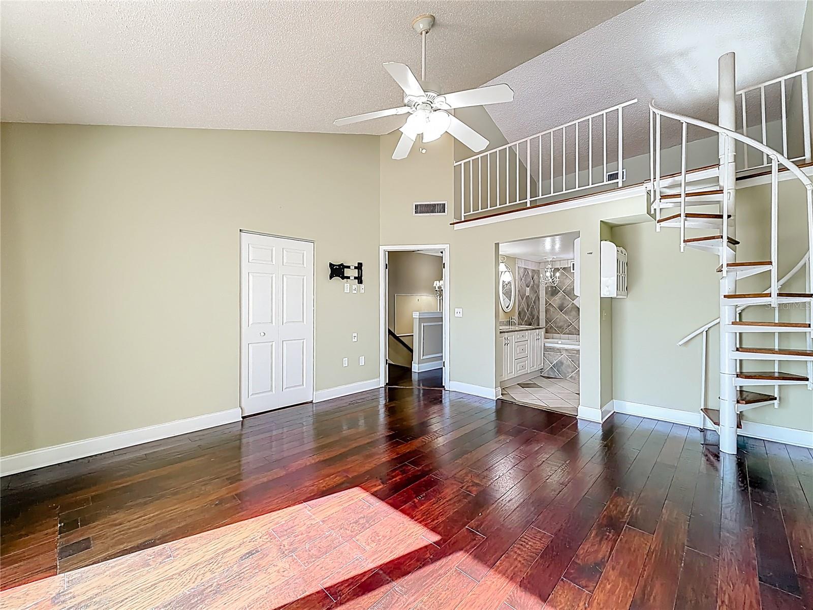 1710 LIGHTHOUSE TER S #1, SOUTH PASADENA, FL — photo 15