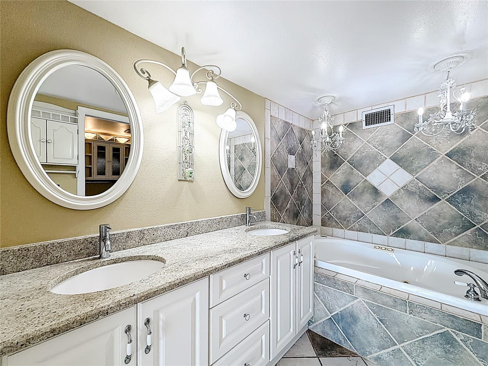1710 LIGHTHOUSE TER S #1, SOUTH PASADENA, FL — photo 16