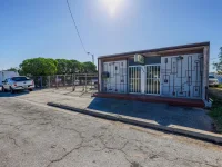 133 W STUART AVE — photo 4