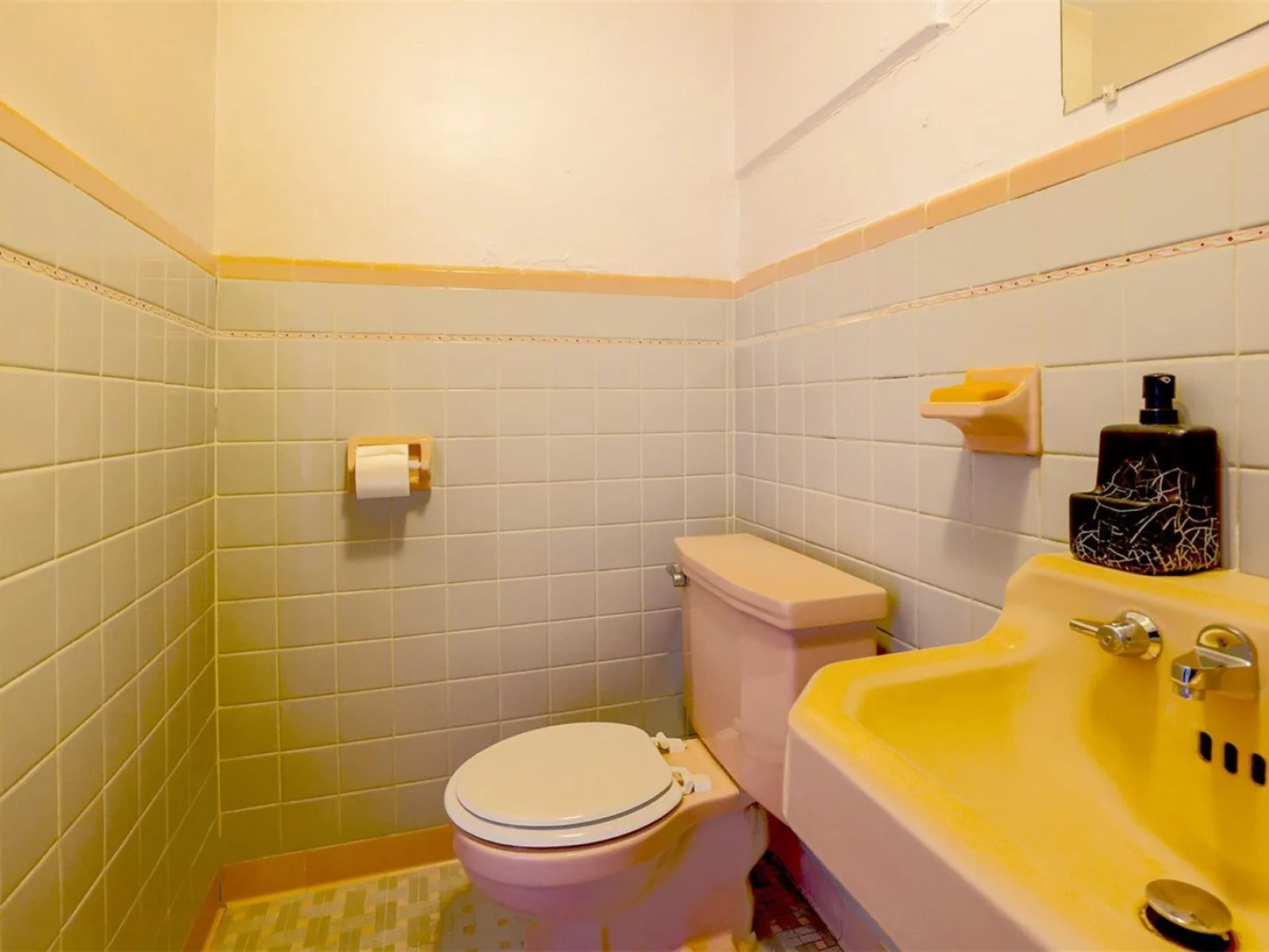 133 W STUART AVE, LAKE WALES, FL — photo 22