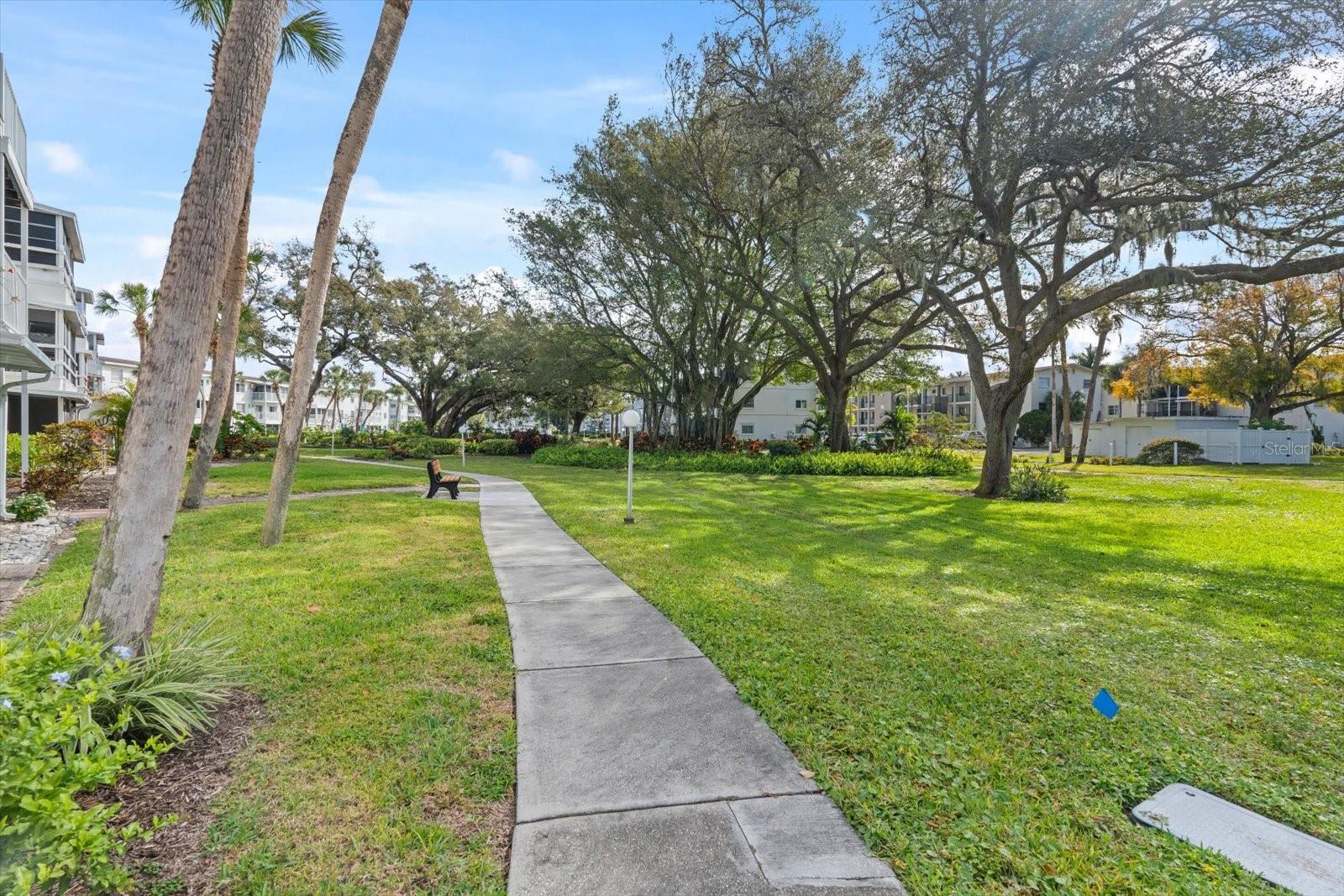 5902 GARDEN LN #A24, BRADENTON, FL — photo 34