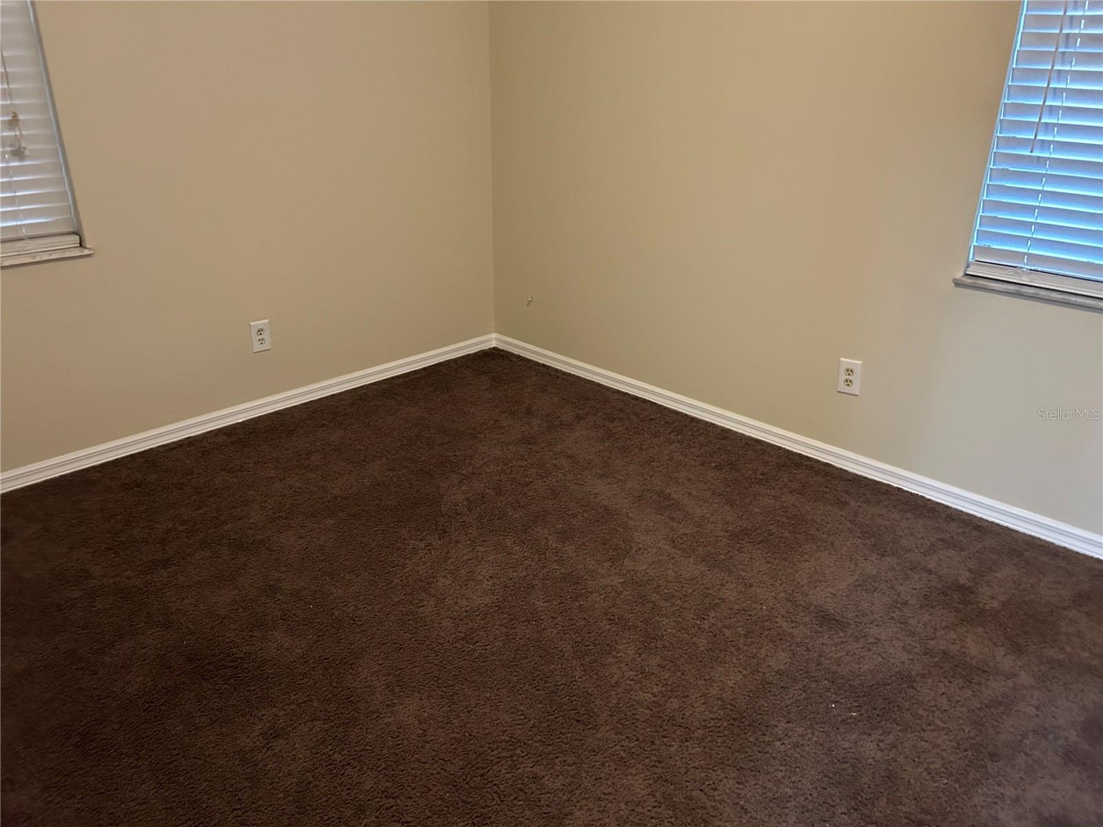 602 MESILLA DR, KISSIMMEE, FL — photo 17