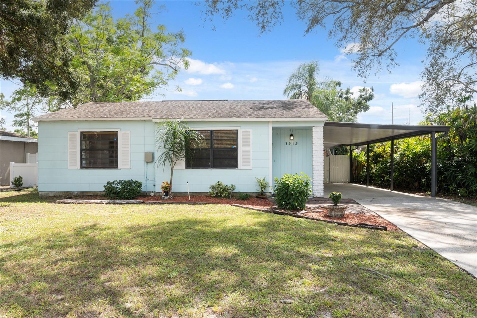 3918 W FIG ST, TAMPA, FL — photo 2