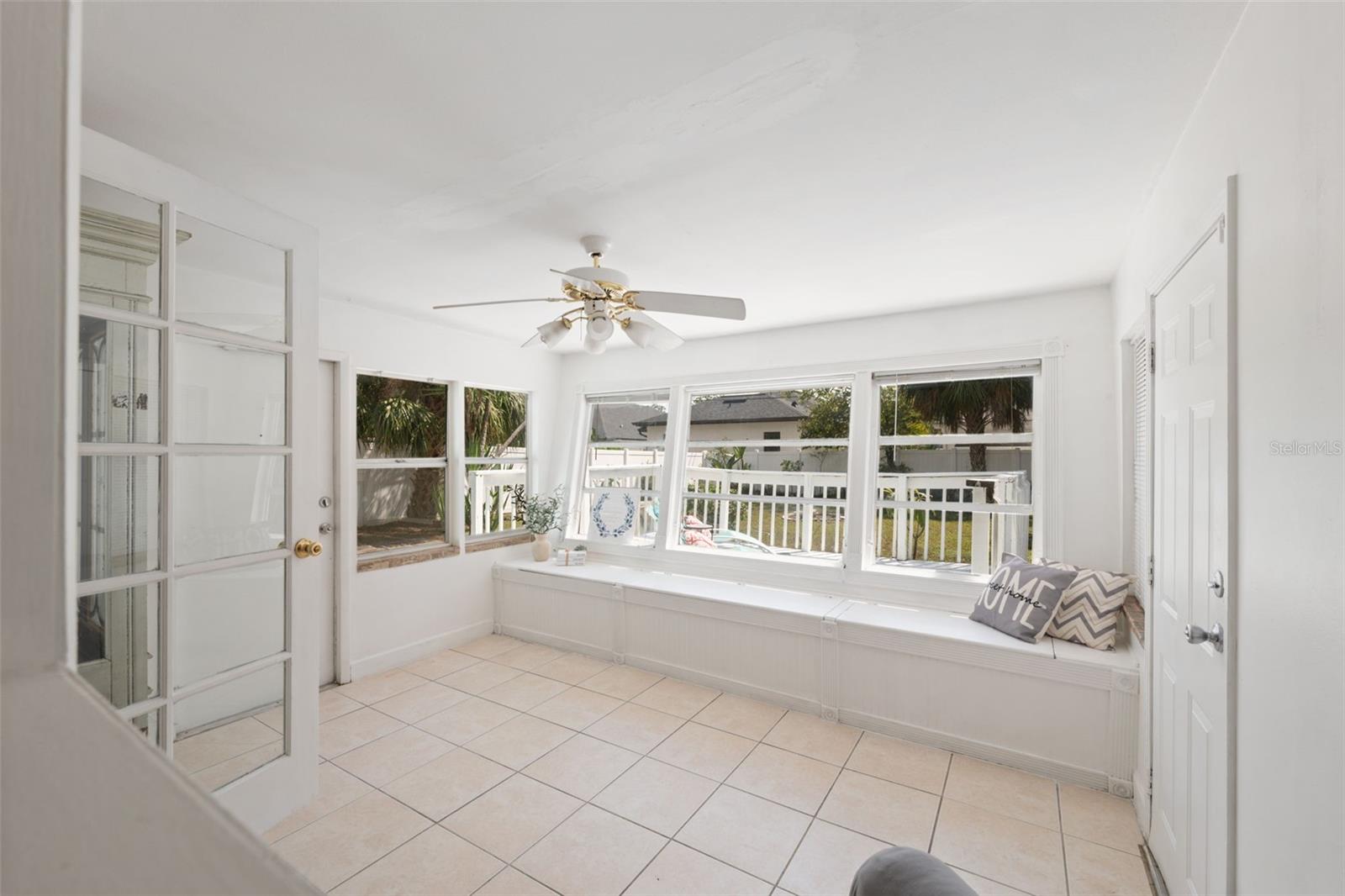 3918 W FIG ST, TAMPA, FL — photo 15
