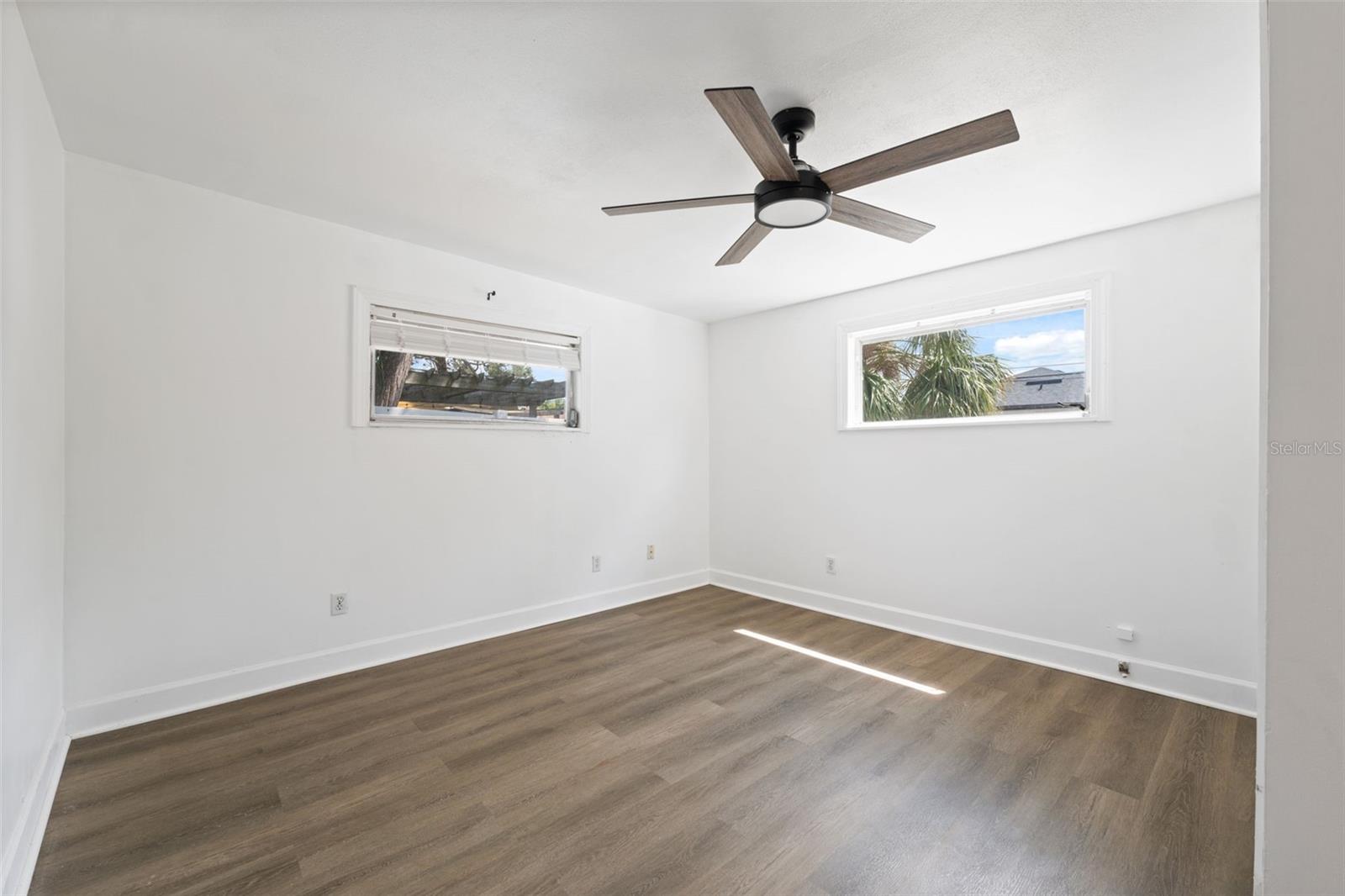 3918 W FIG ST, TAMPA, FL — photo 17