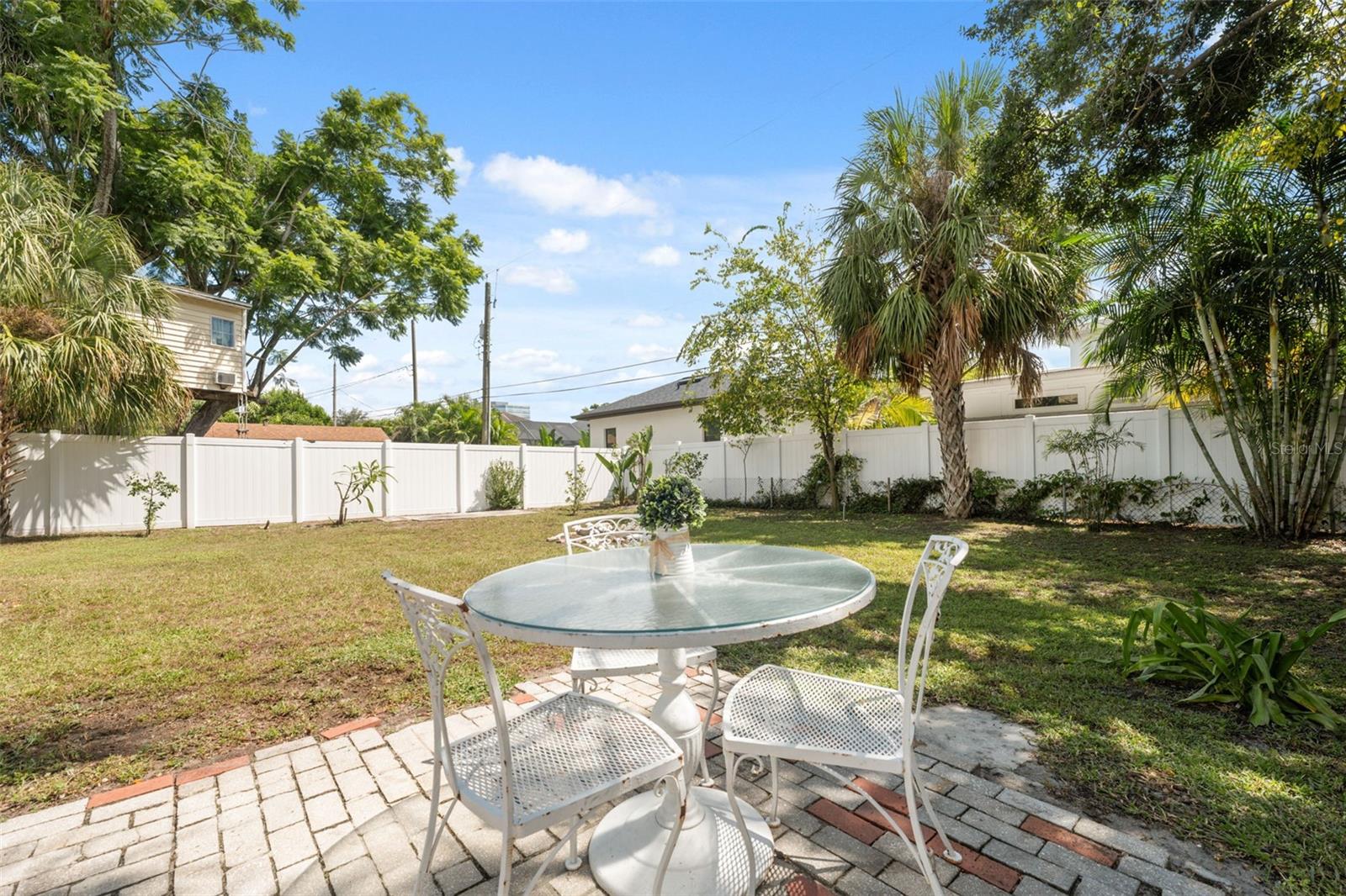 3918 W FIG ST, TAMPA, FL — photo 28