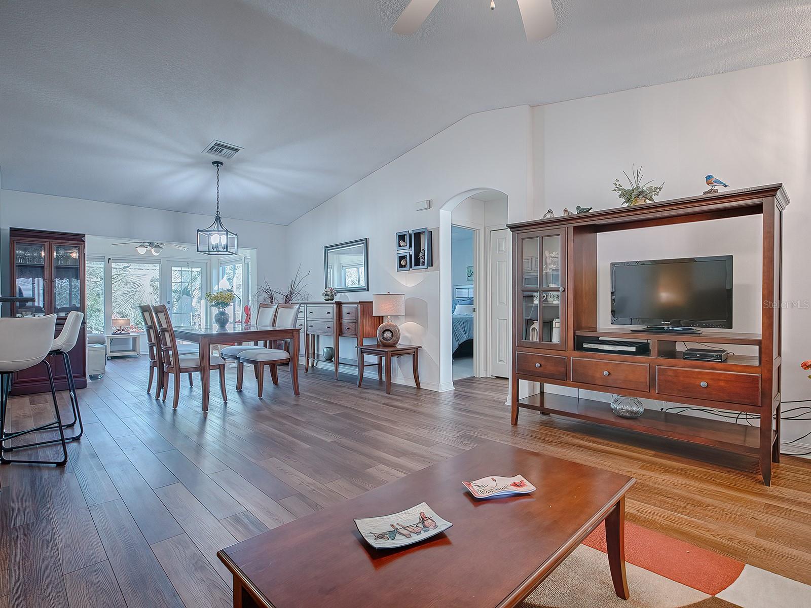 33236 GRAND CYPRESS WAY, LEESBURG, FL — photo 16
