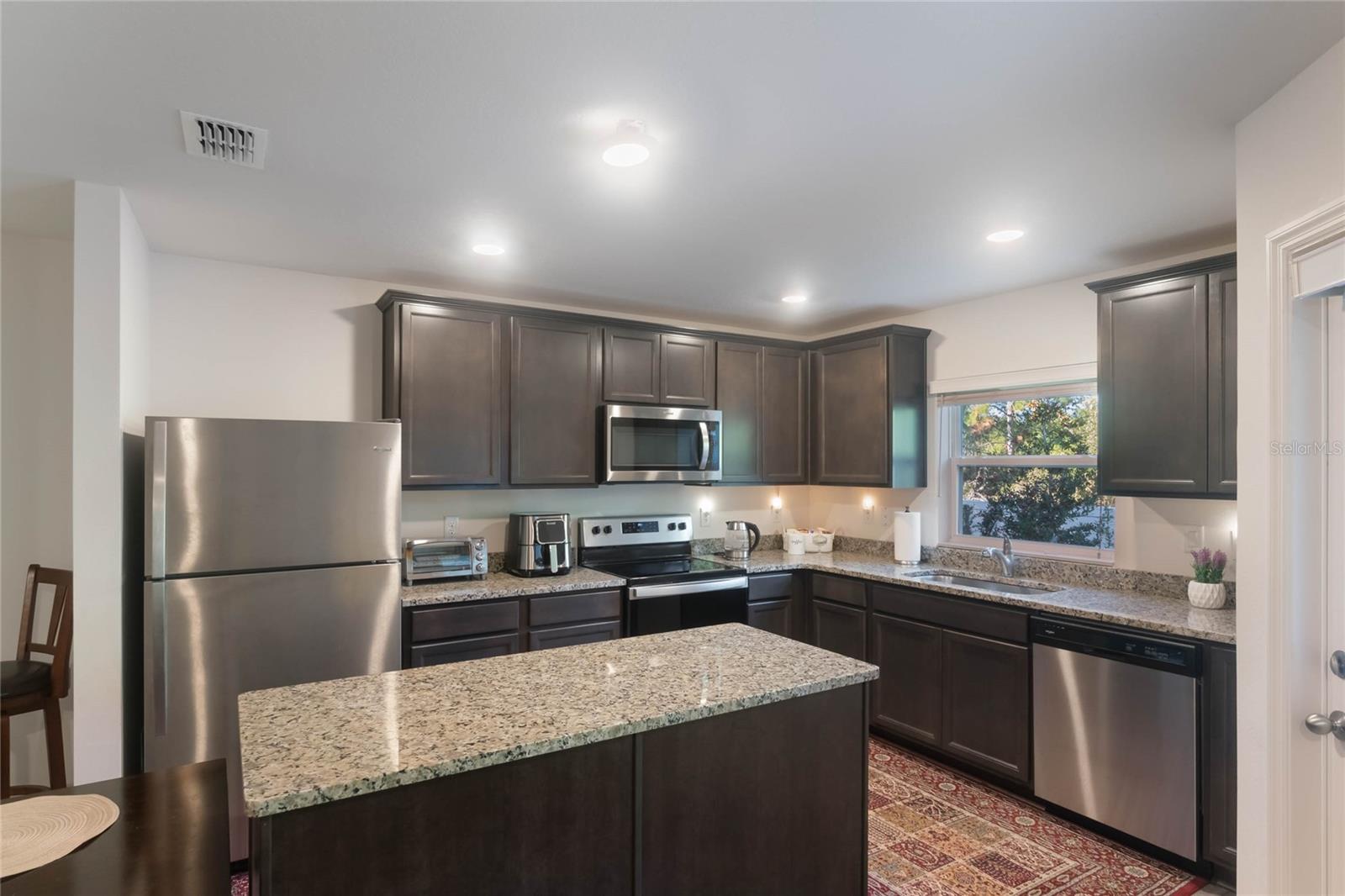 1592 WYNFORD CIR, TAVARES, FL — photo 19