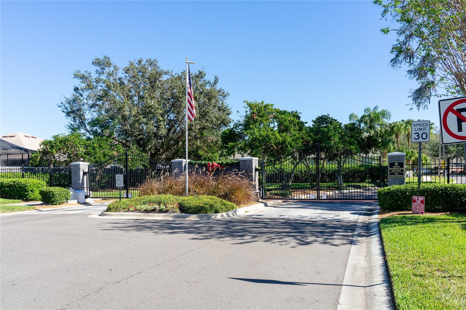 1323 BAYTHORN DR, WESLEY CHAPEL, FL — photo 23