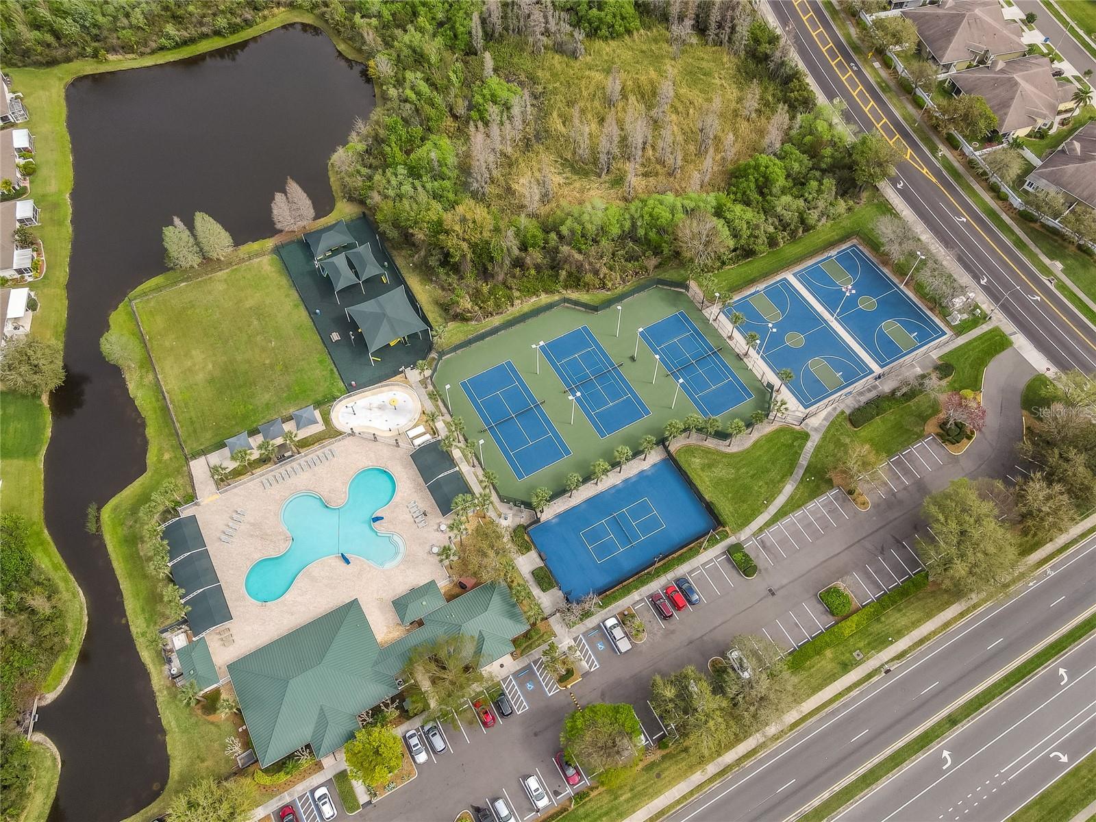 1323 BAYTHORN DR, WESLEY CHAPEL, FL — photo 32