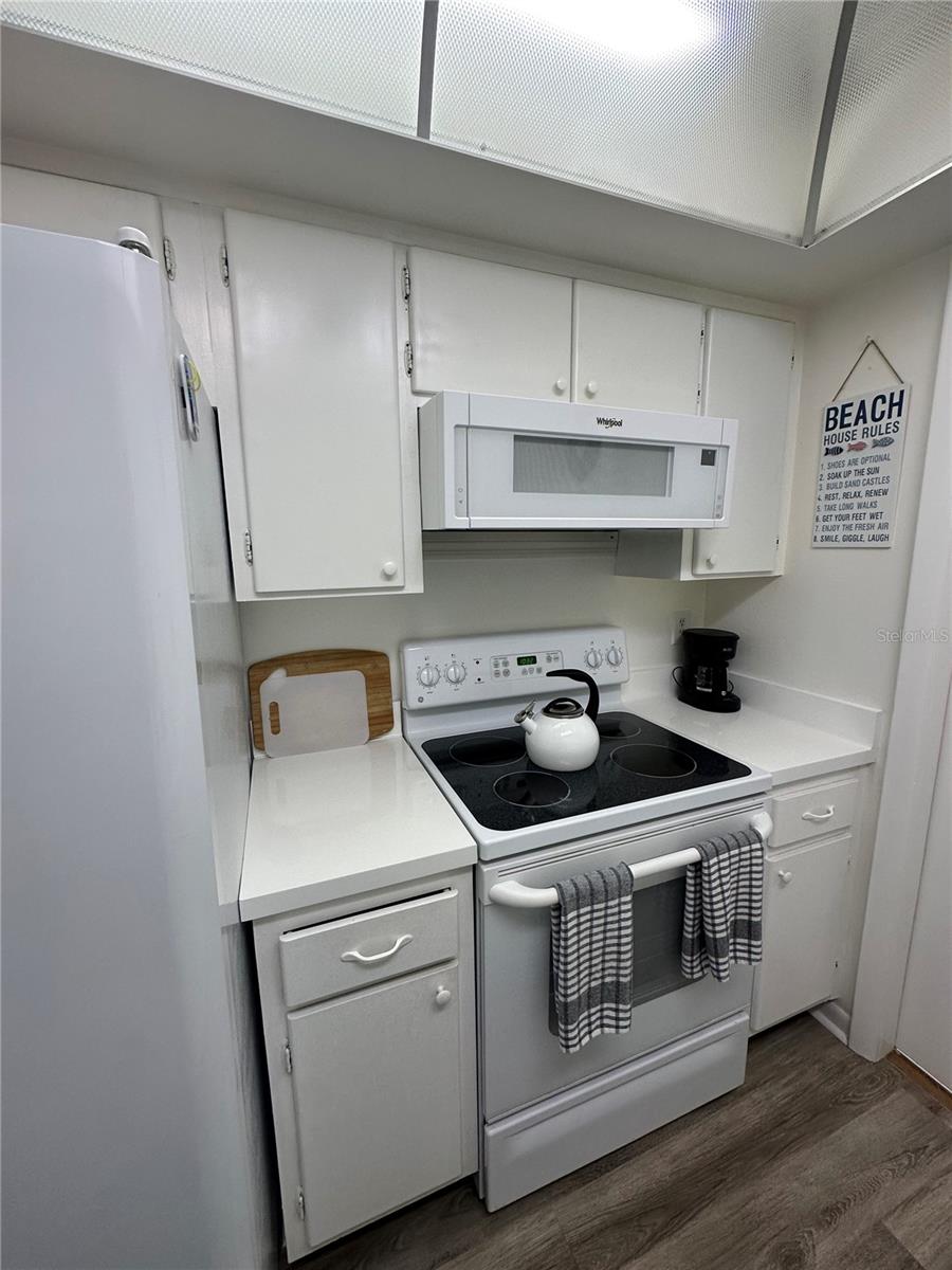 3806 GULF OF MEXICO DR #C202, LONGBOAT KEY, FL — photo 31