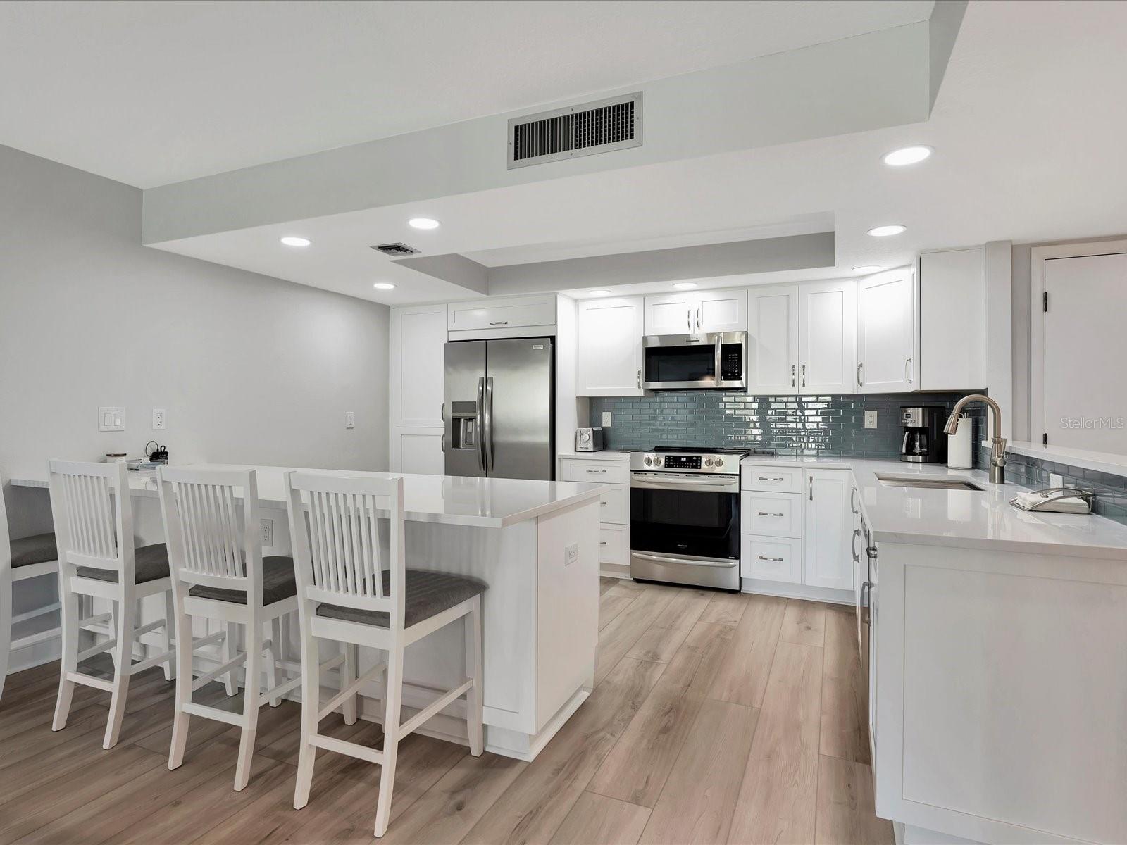 1430 GULF BLVD #612, CLEARWATER BEACH, FL — photo 12