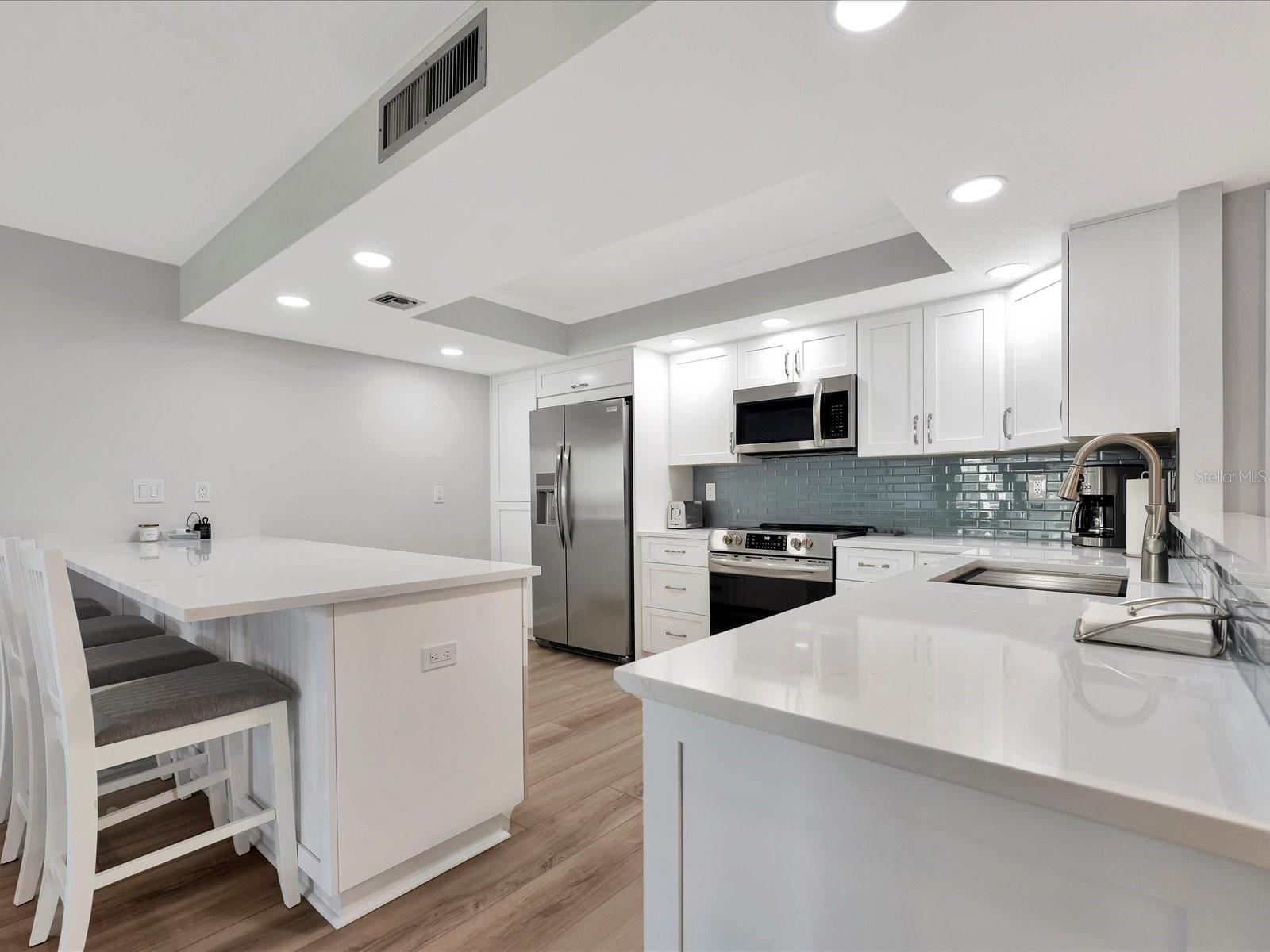 1430 GULF BLVD #612, CLEARWATER BEACH, FL — photo 13