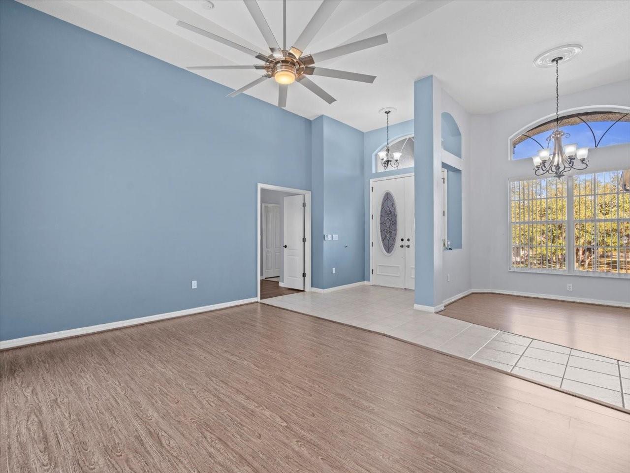 10307 RIDGE TOP LOOP, WEEKI WACHEE, FL — photo 10
