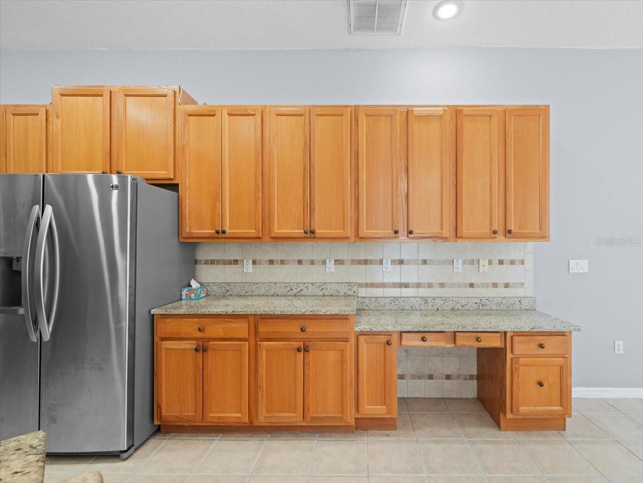10307 RIDGE TOP LOOP, WEEKI WACHEE, FL — photo 15