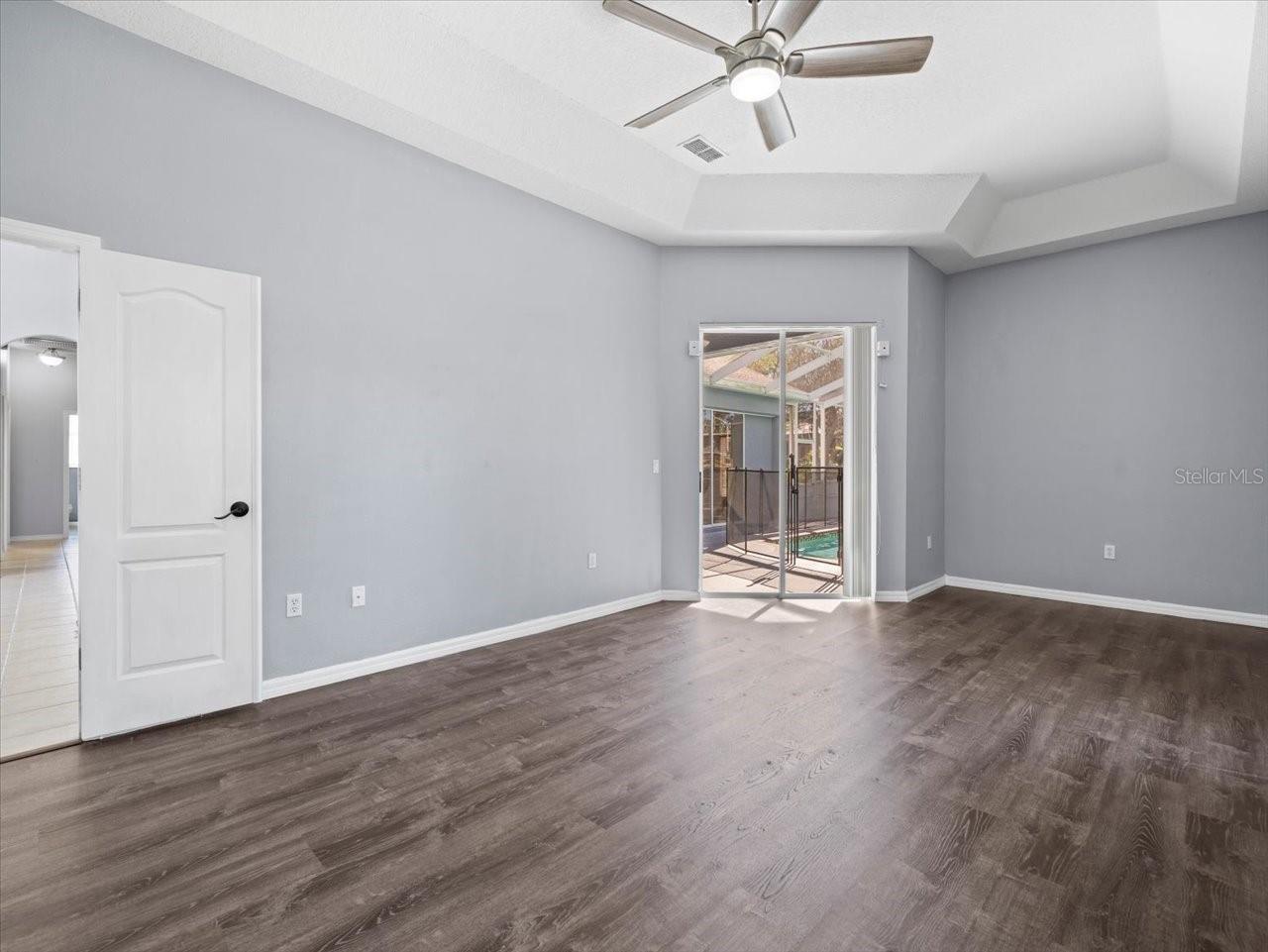 10307 RIDGE TOP LOOP, WEEKI WACHEE, FL — photo 26