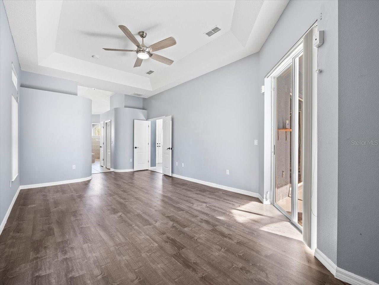 10307 RIDGE TOP LOOP, WEEKI WACHEE, FL — photo 27