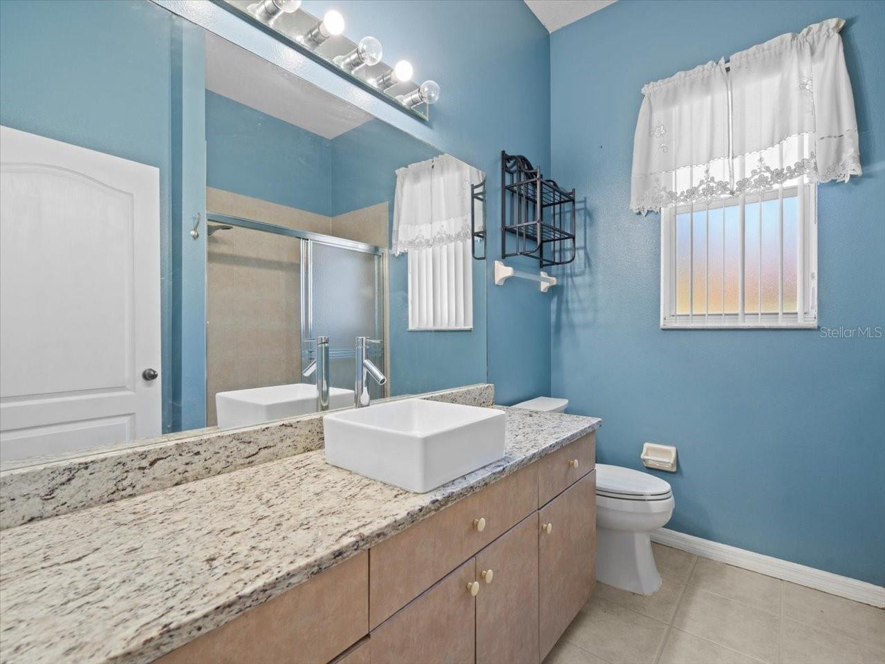 10307 RIDGE TOP LOOP, WEEKI WACHEE, FL — photo 36